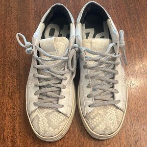 P448 John Cobra Tennis Shoes